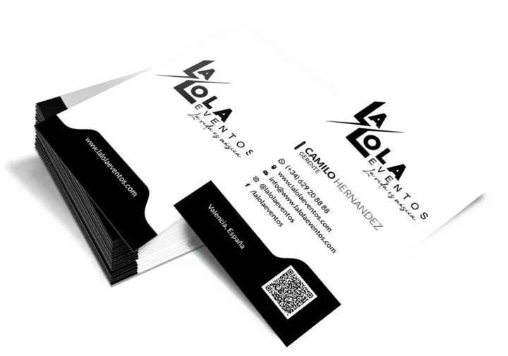 Business card for La Lola Eventos